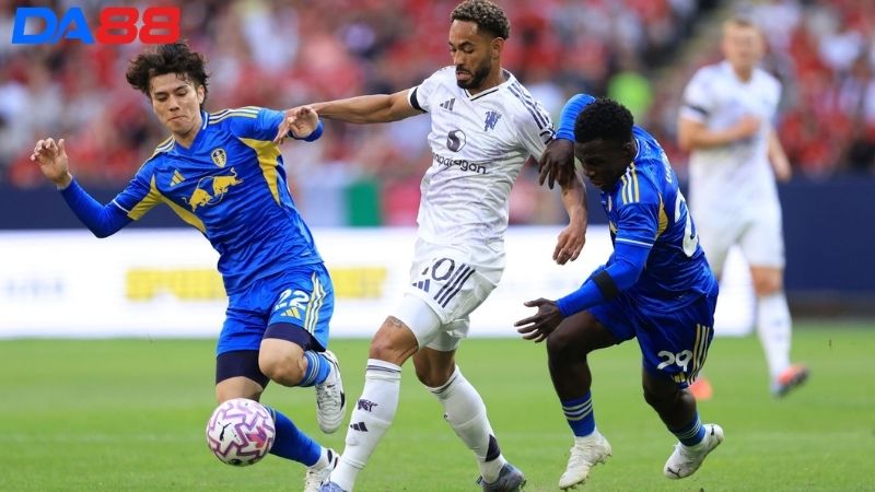 Lịch sử đối đầu Manchester United vs Leeds 